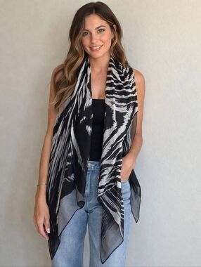 🖤 Black Gray Ombré Zebra Print Lightweight Wrap Scarf 30x72